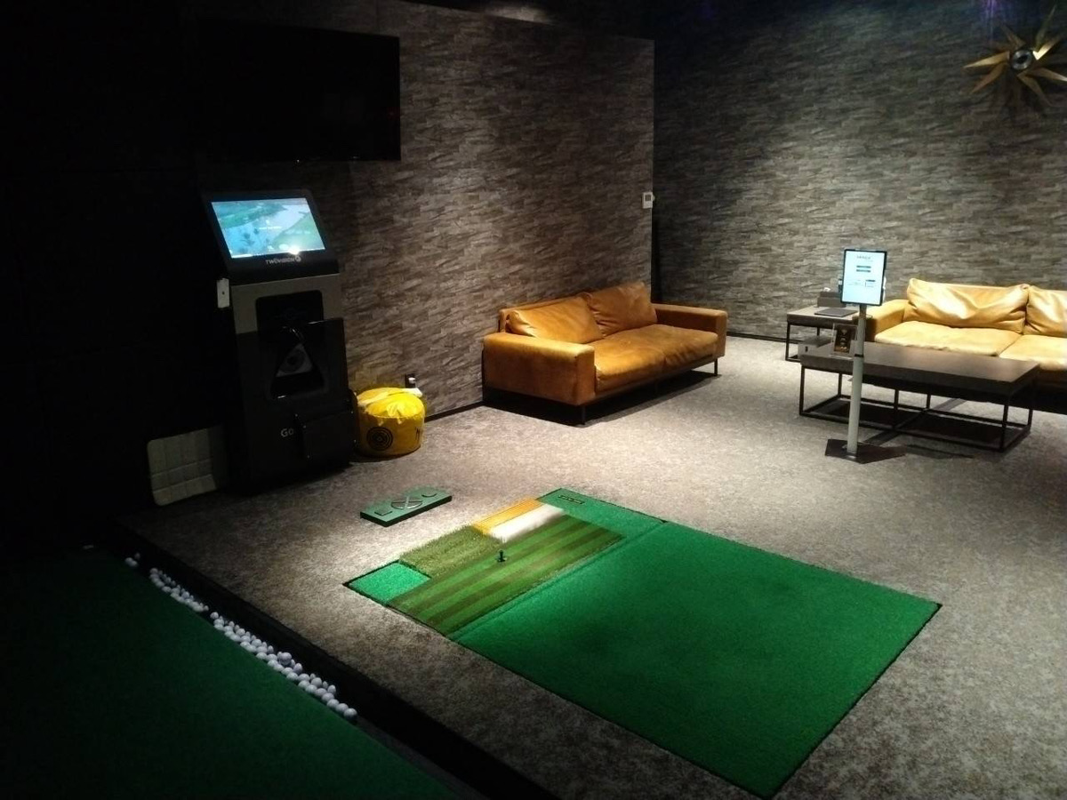 完全個室なので周りを気にすることなく、音楽をききながら、動画を見ながら、撮影しながらプレーすることが可能